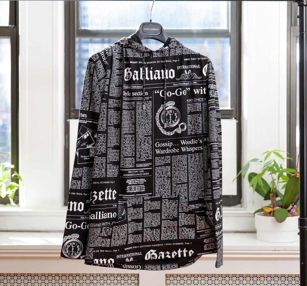 John Galliano Gazette Newspaper Print Black White Pullover Hoodie (IT 50 / M)